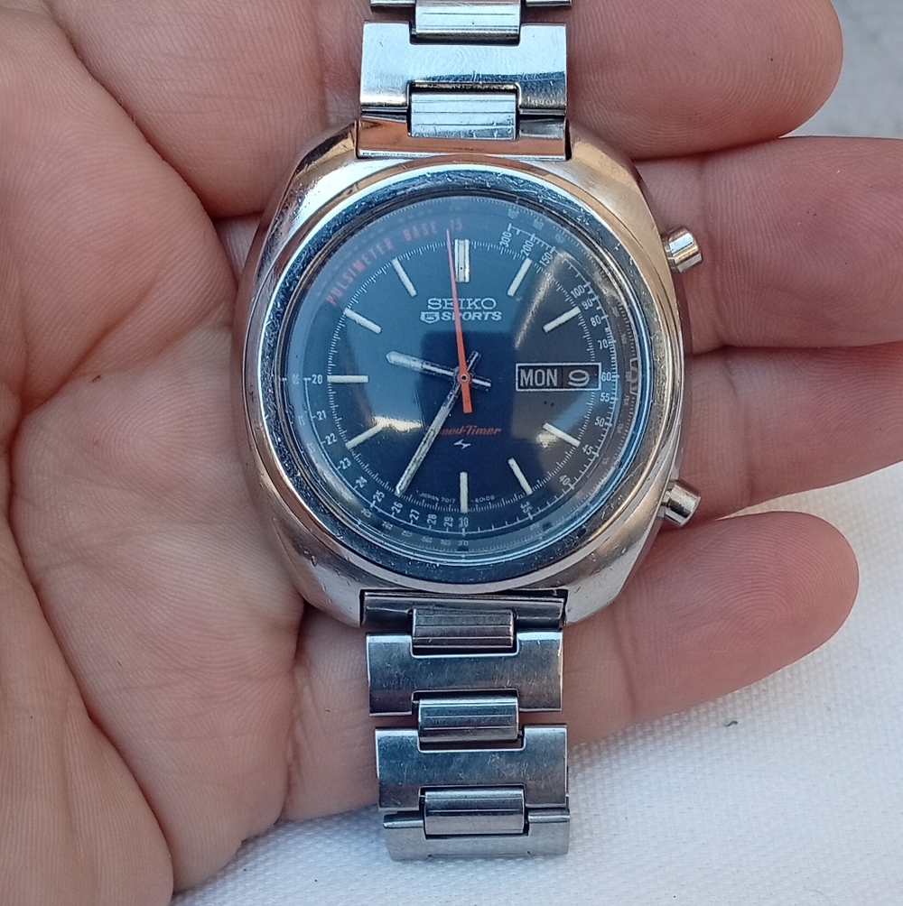 Vintage Seiko 5 Sports Blue Dial Watch